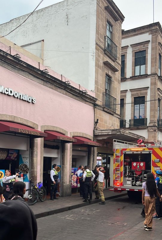 Se registra conato de incendio en un McDonald's del Centro Histórico de Morelia 