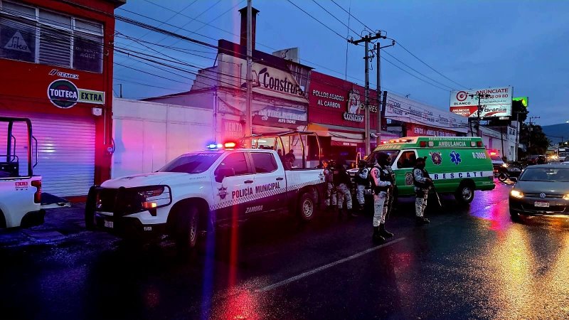 Lo ejecutan mientras trabaja en el taller “Auto Tronix”, de Zamora