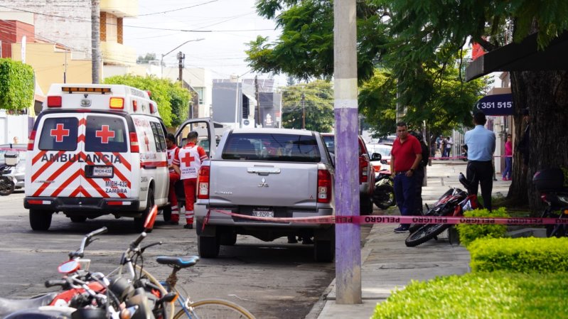 Intento de as4lto a elemento de la Fuerza Rural en Zamora termina en balac3ra y pers3cución