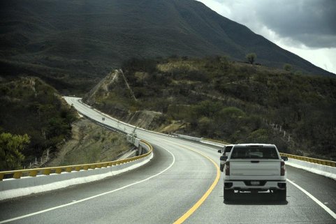 RECOMIENDA SICT CONDUCIR CON PRECAUCIÓN PARA UN RETORNO SEGURO POR CARRETERA
