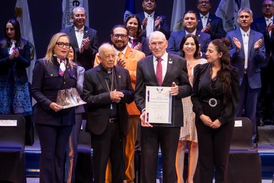 Red Juntos por Michoacán entrega la Presea "Cardenal Alberto Suárez Inda"; el organismo celebra 10 años de historia