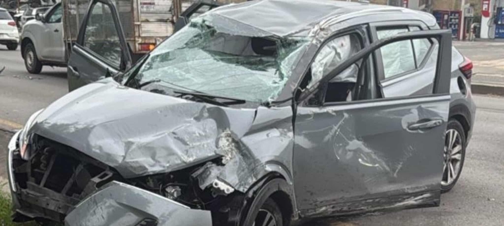 Volcadura automovilística deja a mujer herida en el Libramiento Norte de Morelia 