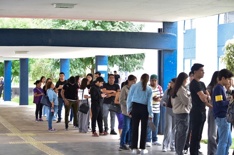 UMSNH amplía el plazo para concluir trámites de inscripción 