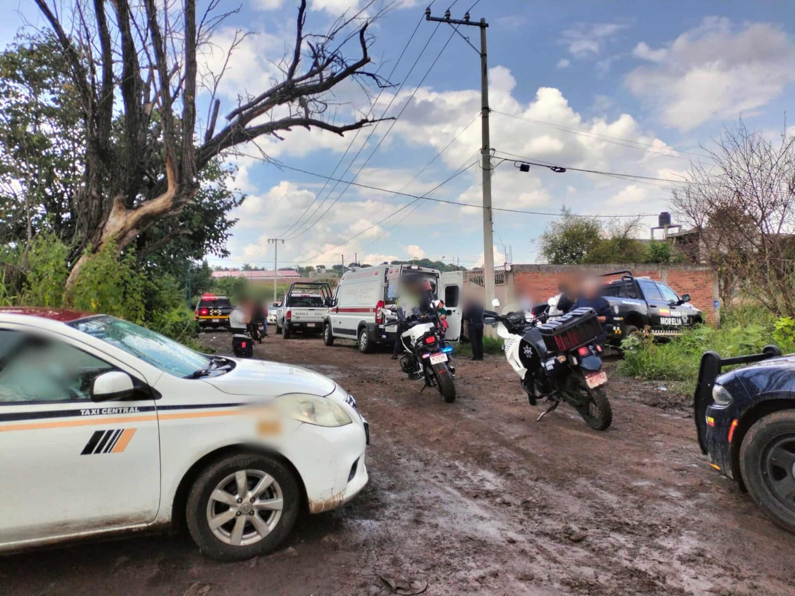 Delincuentes hieren a taxista y le roban su vehículo en la colonia Lago 1, Morelia 