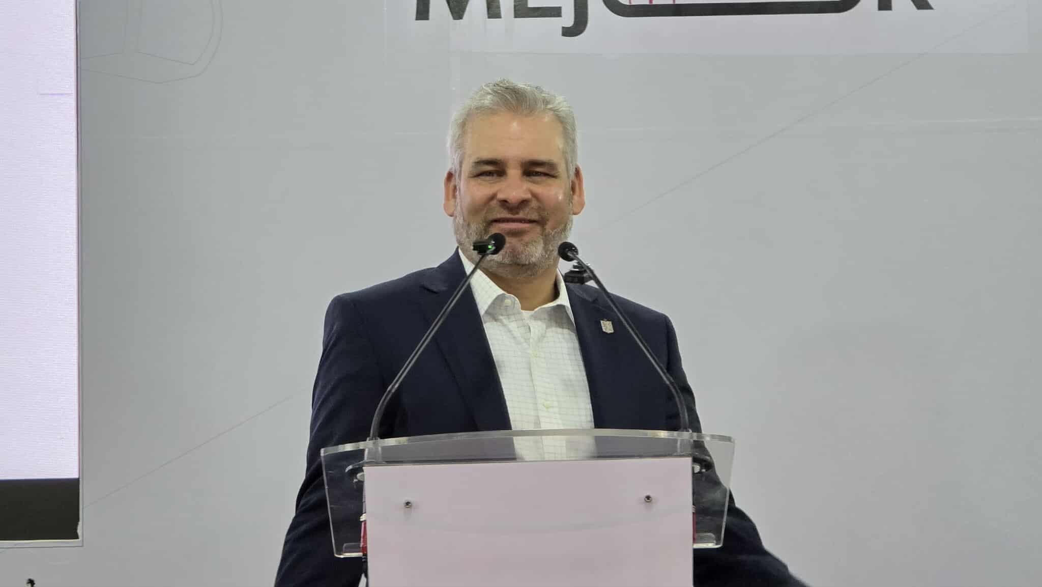 Bedolla llama a suspender corrida de toros en Morelia; Ayuntamiento revoca permiso tras fallo judicial