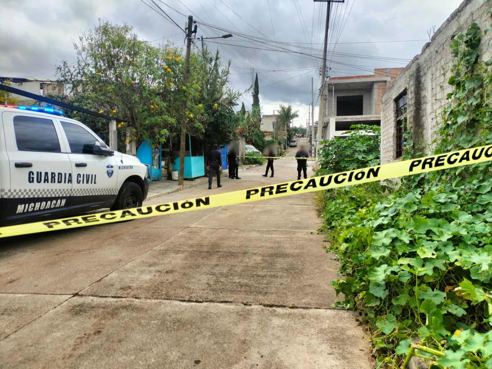 Hombre es agredido a balazos en la colonia Guadalupe Victoria, Morelia