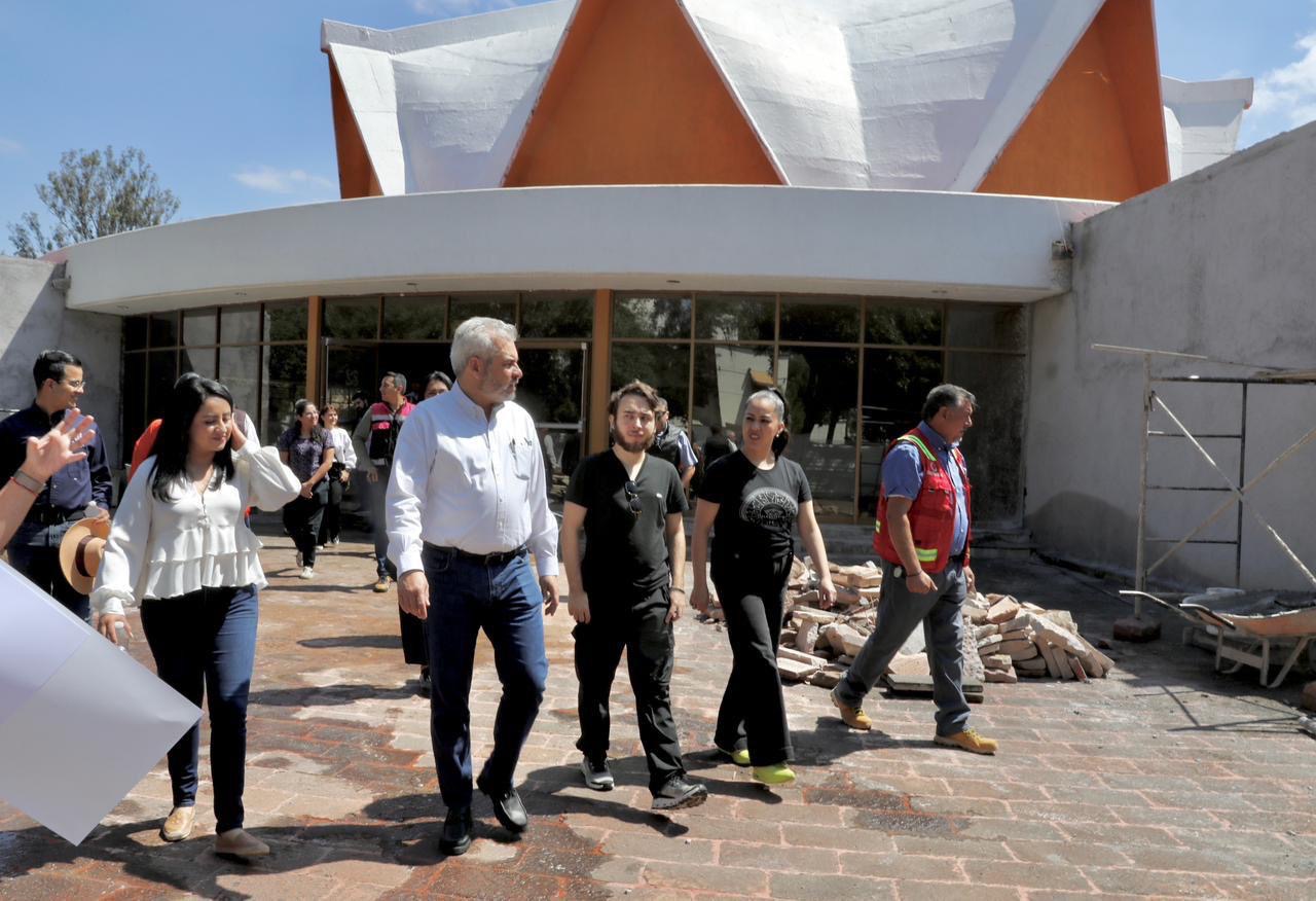 Supervisa Bedolla avances de la modernización del Planetario de Morelia