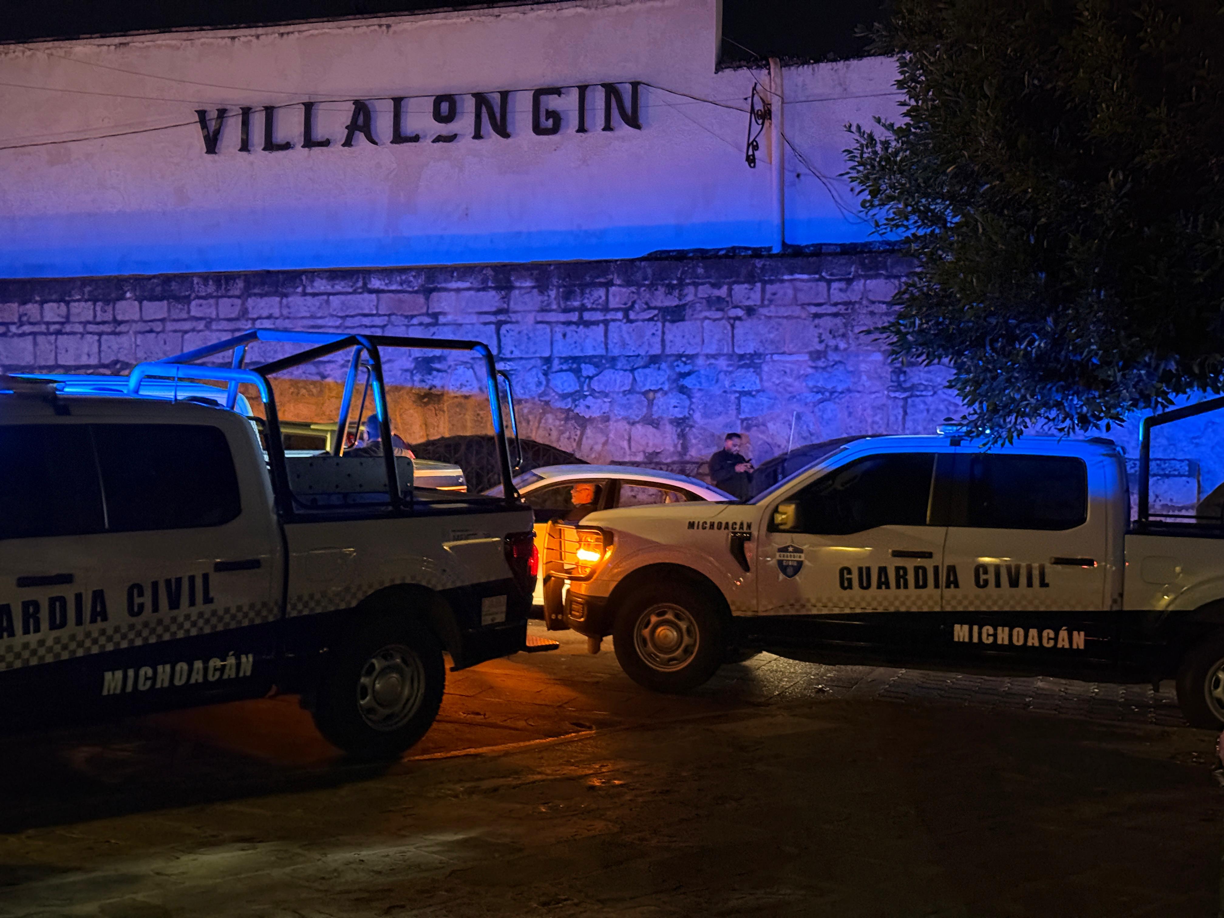 Adulto mayor fall3ce en los Baños Villalongín de Morelia