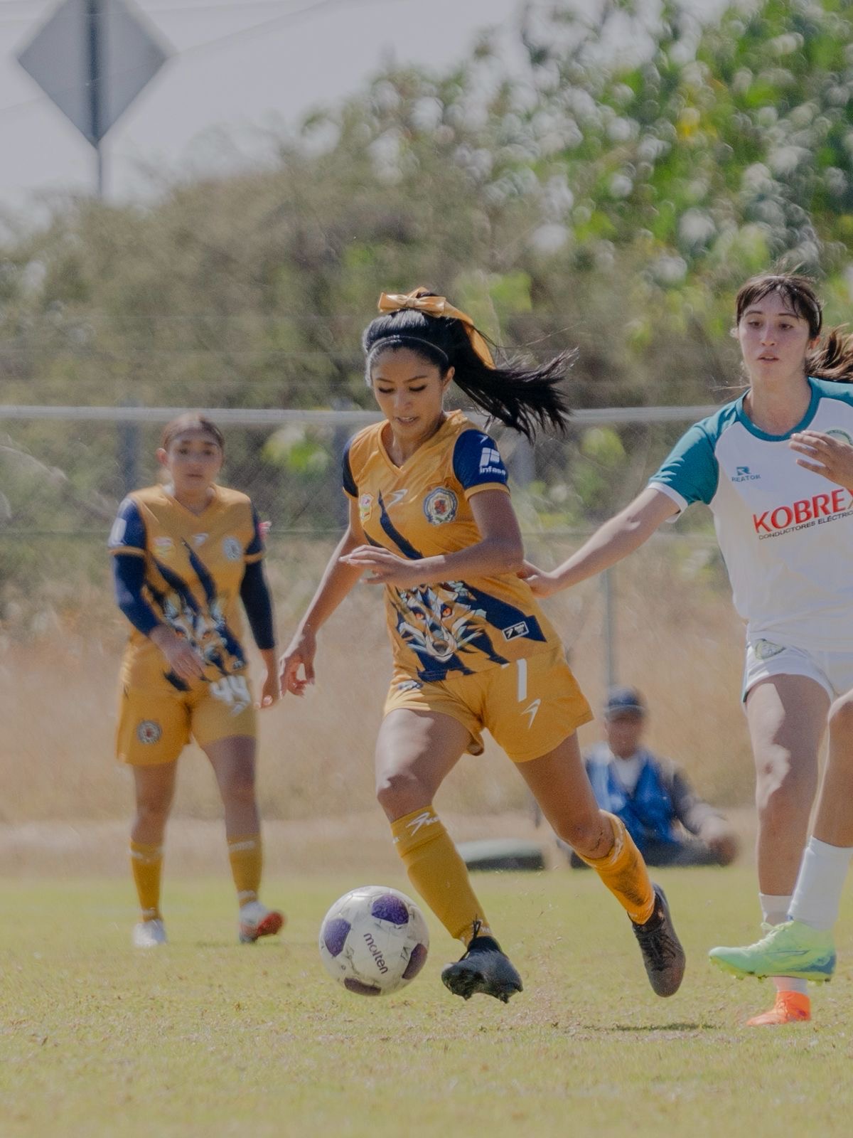 La jugadora nicolaita, Adriana Ramírez lidera la tabla de goleo del Grupo 5 de la Liga TDP Femenil 