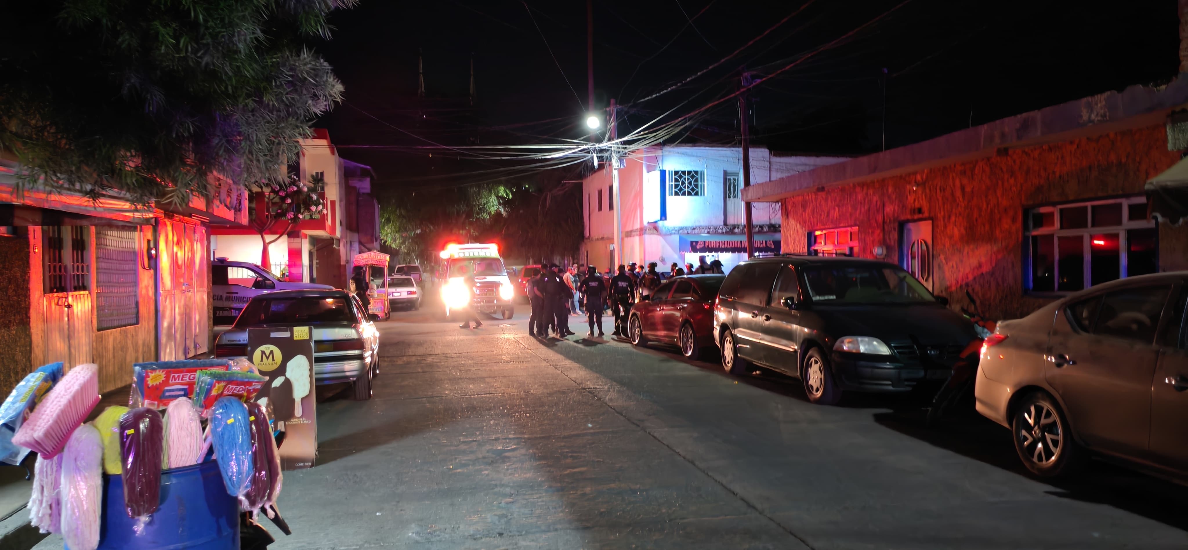 Mat4n a taquero mientras llenaba un garrafón de agua, en Zamora