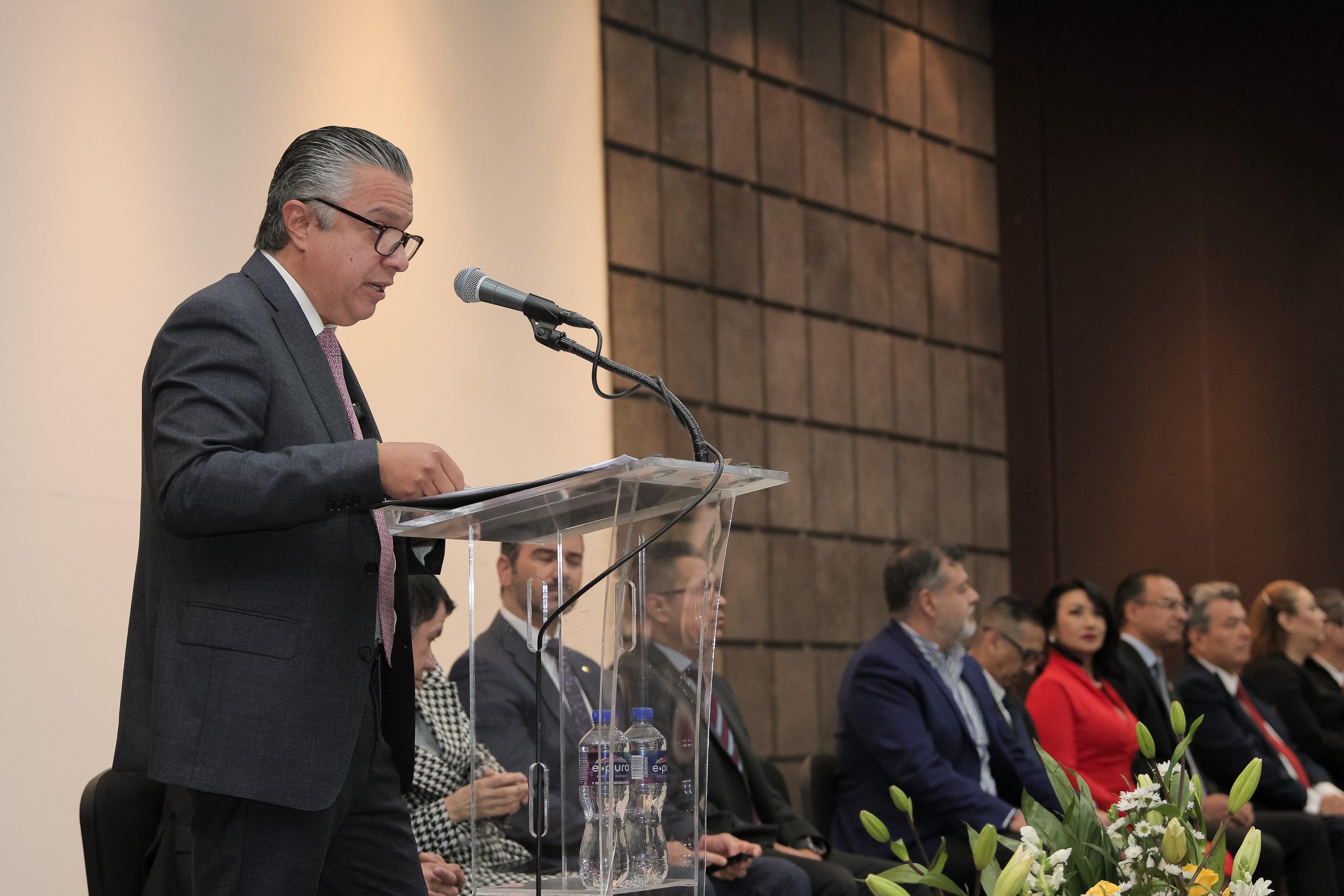 Fundamental, una justicia administrativa más cercana a la gente: Luis Navarro