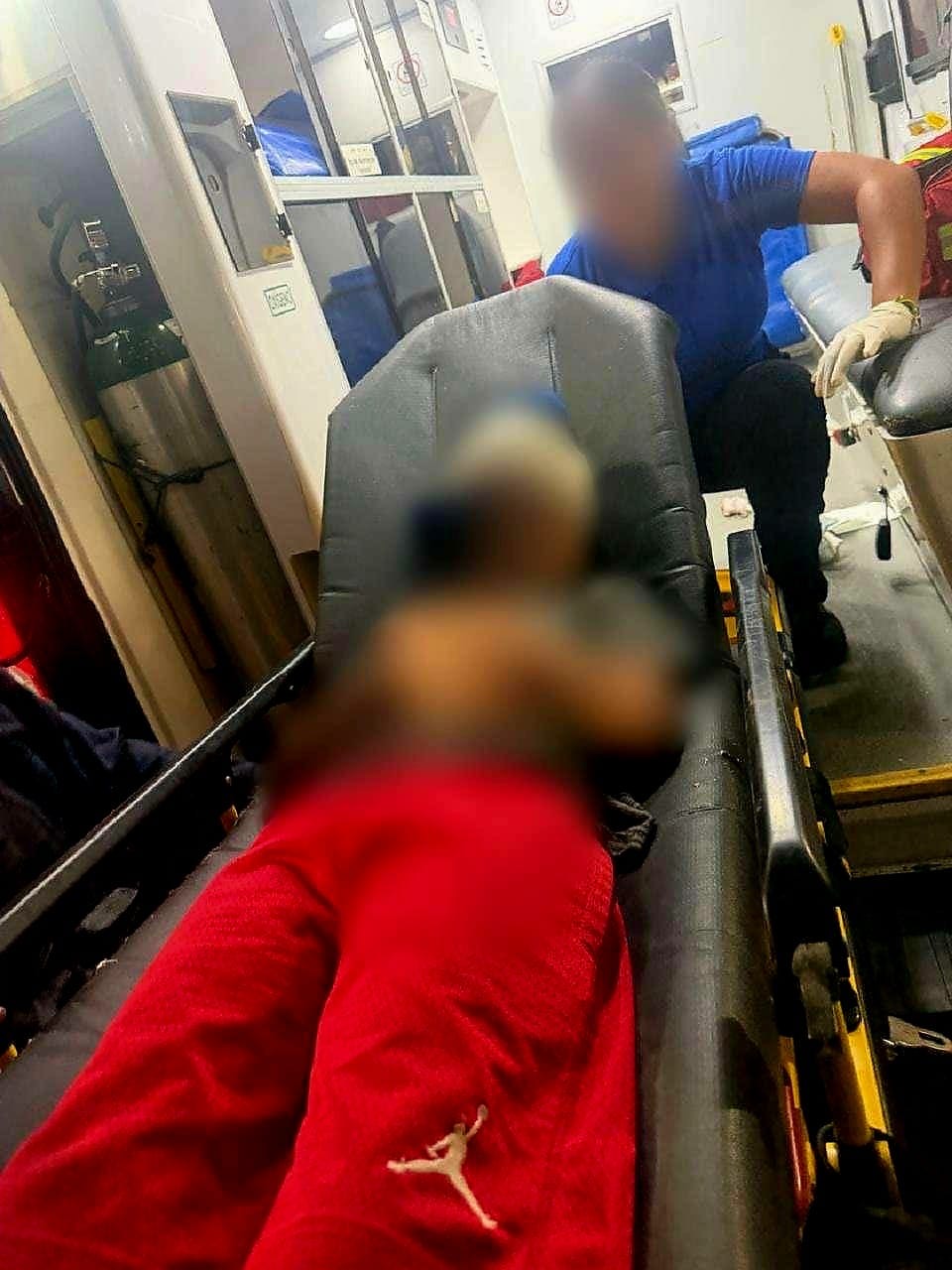 Niño es agredido a balazos en Lázaro Cárdenas