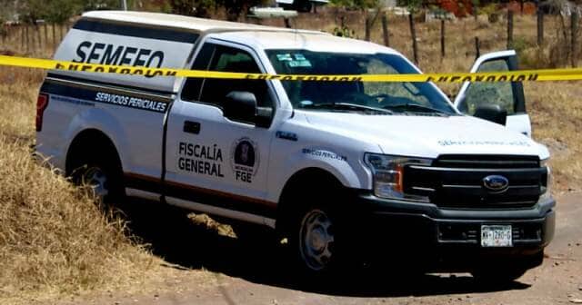 Hallan a hombre muerto y parcialmente calcinado en la región de Contepec 
