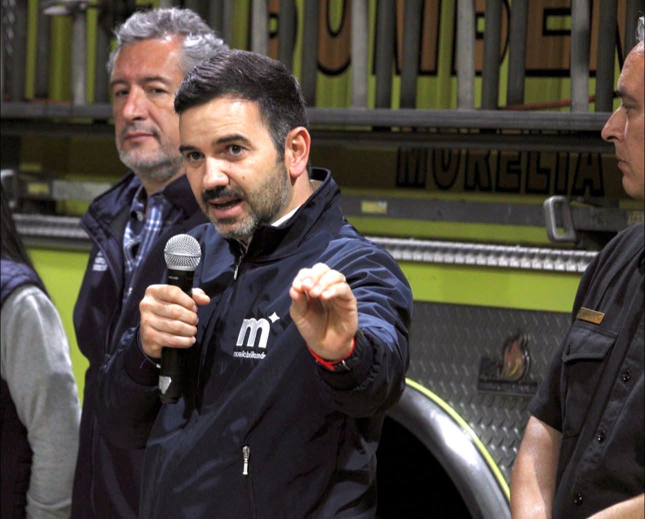 Yankel Benítez emite recomendaciones para conducir con responsabilidad en esta temporada