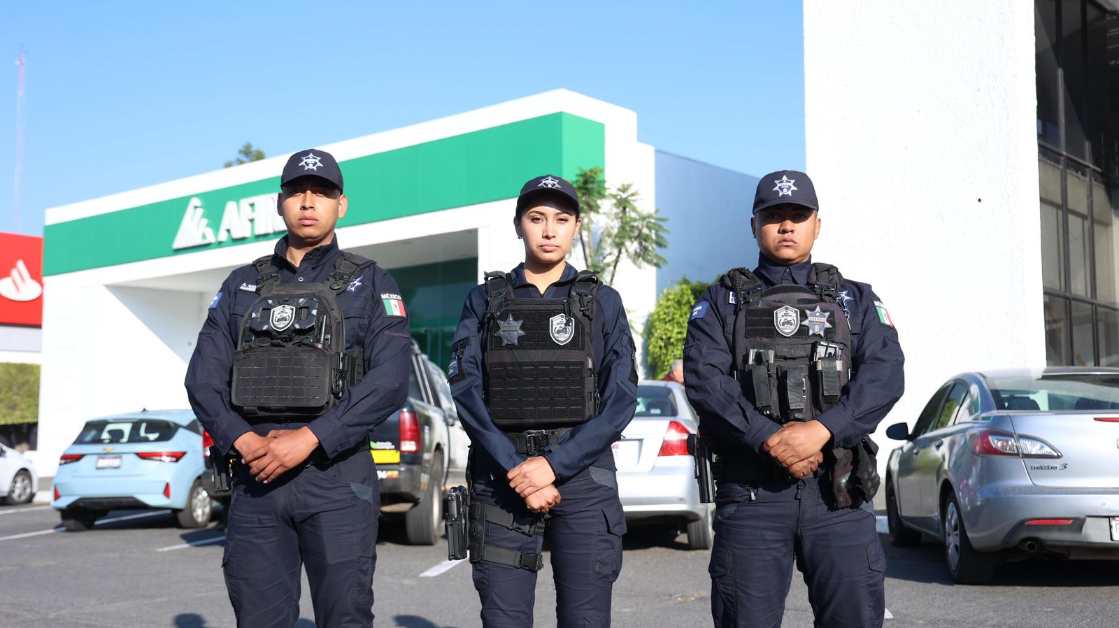 Blindan zonas bancarias en Michoacán; Guardia Civil despliega operativo contra robos