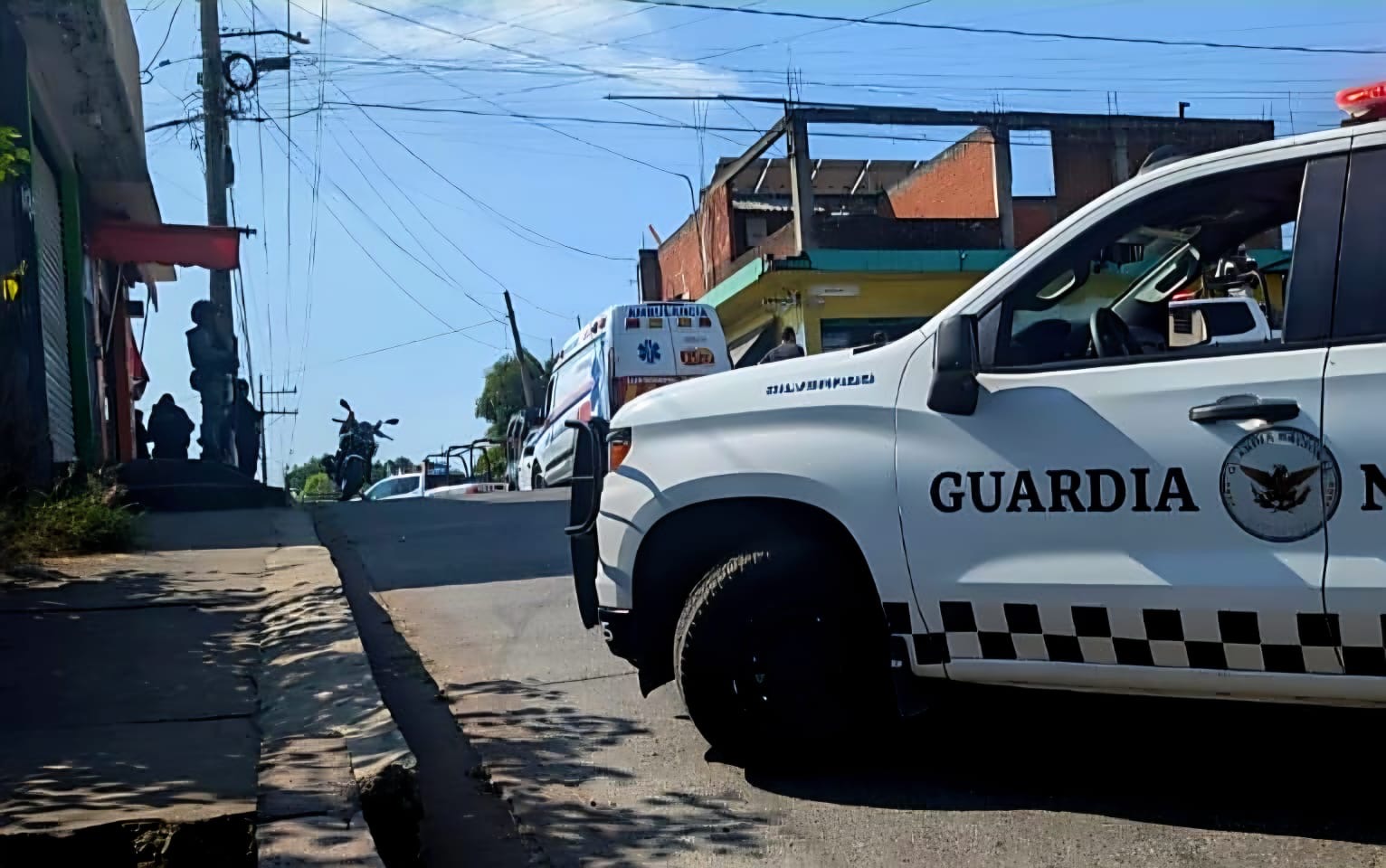 A balazos matan a una mujer en tienda de abarrotes, al poniente de Uruapan 