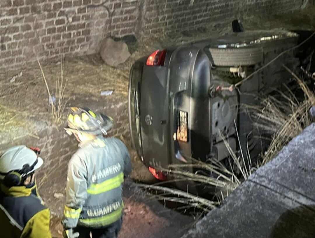 Automovilista muere al accidentarse en el fraccionamiento Metrópolis II, Tarímbaro 