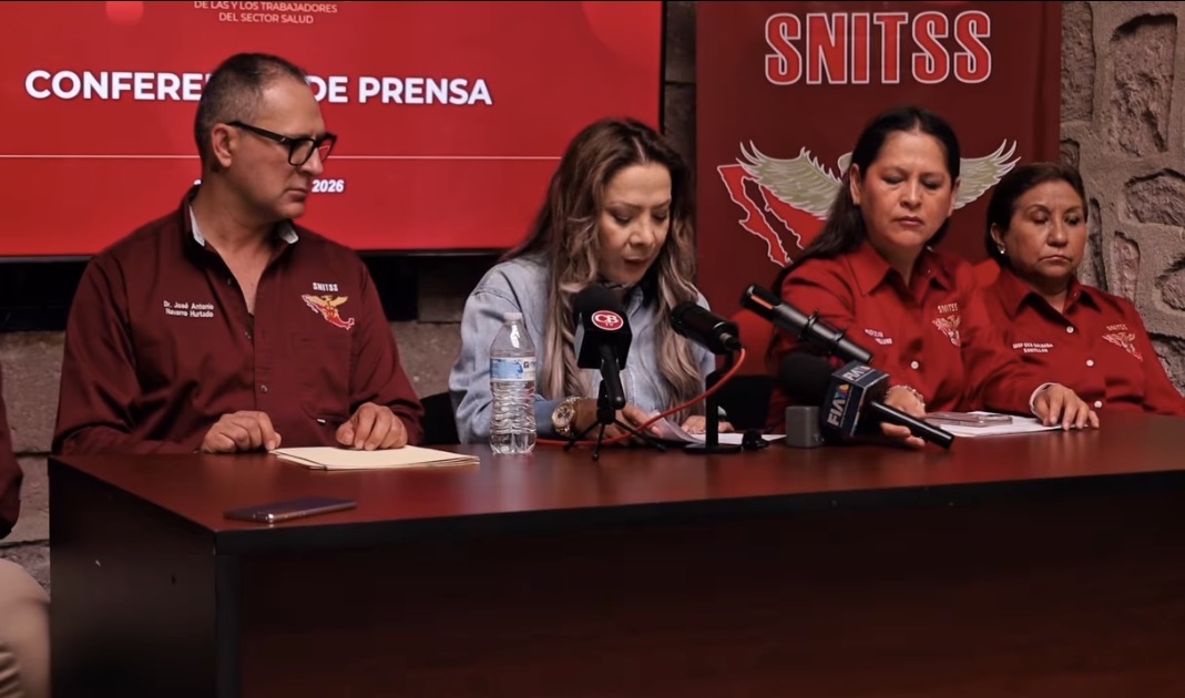 Funcionarios de la Secretaría de Salud de Michoacán intimidaron a trabajadores durante su manifestación que mantienen para buscar equidad laboral y libertad sindical