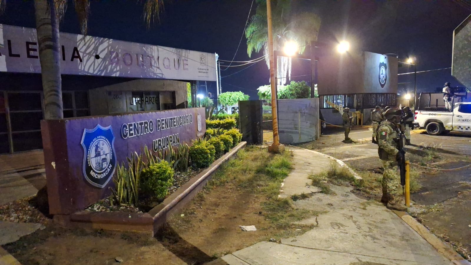 Despliegan operativo de revisión en el Cereso de Uruapan