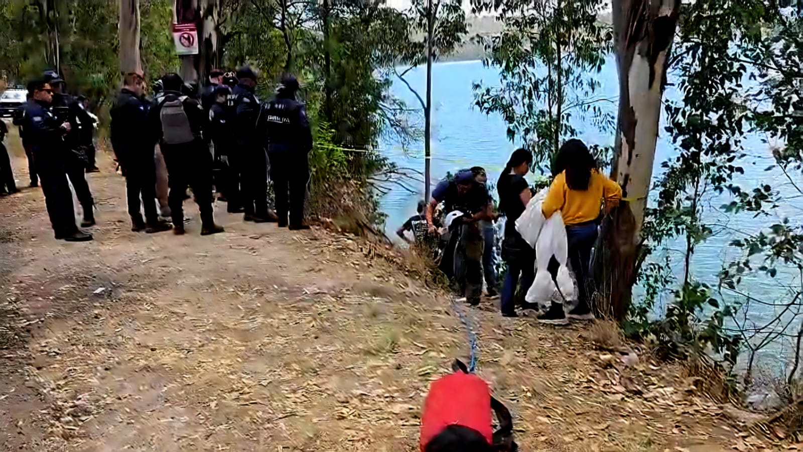 Hallan a hombre muerto y con huellas de violencia en la Presa de Cointzio, Morelia