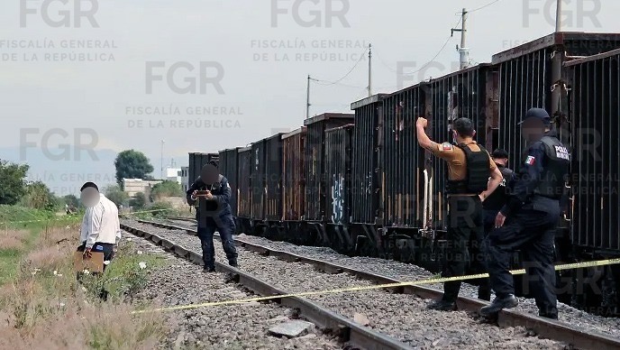 Rob4n  motores y misceláneos de vagones del tren, en La Piedad