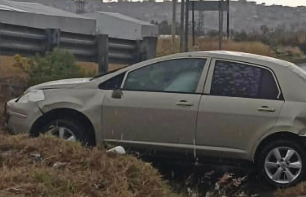 Accident3 automovilístico deja una mujer herid4 en la Morelia-Maravatío 